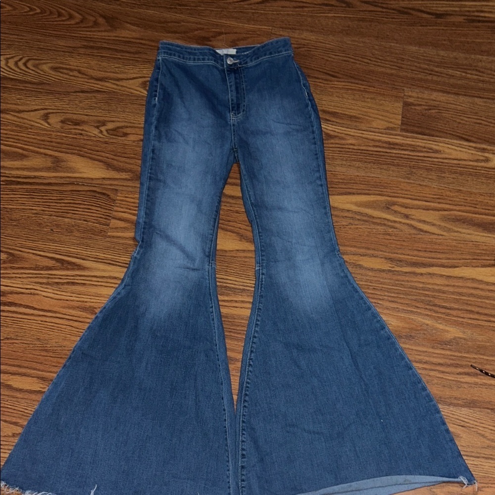 Free People Women's 26 High Rise Just‎ Float On Flare Jerico Blue Jeans Raw Hem